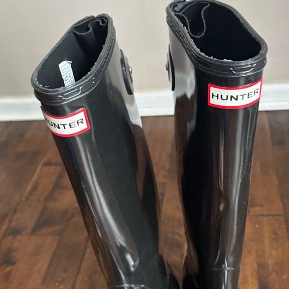 Hunter Glossy Black Knee-High Boots - Picture 7 of 9
